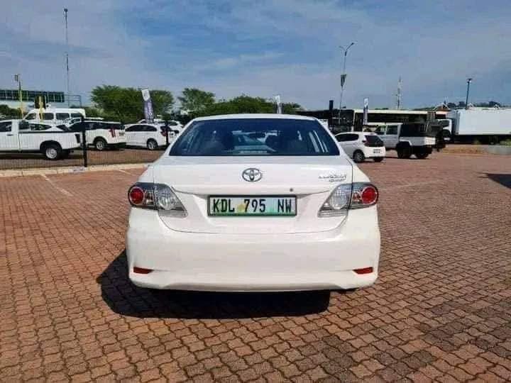 2015 Toyota Corolla Quest 1.6 - Image 4